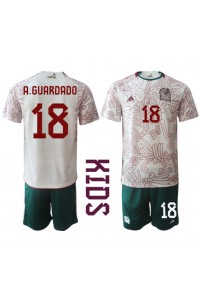 Mexico Andres Guardado #18 Babyklær Borte Fotballdrakt til barn VM 2022 Korte ermer (+ Korte bukser)